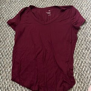 SO maroon v-neck